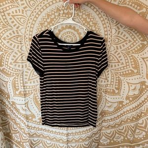 FOREVER 21 short sleeve T-Shirt